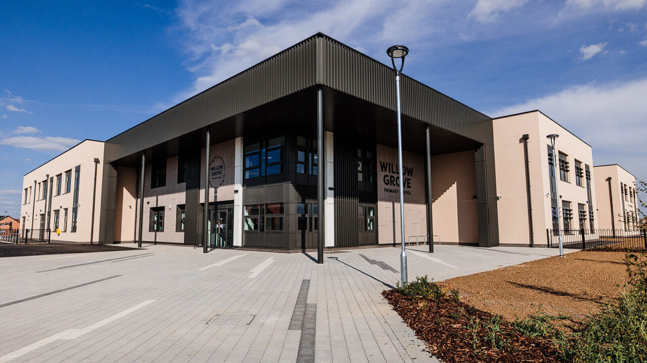 Outside shot of Willow Grove Primary School